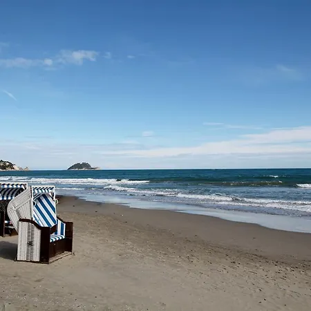 House Myrna * Alassio